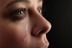 あくびで涙や鼻水が出る理由 涙が多い 大量にたくさんの涙が出るのは病気かも ネタバズ